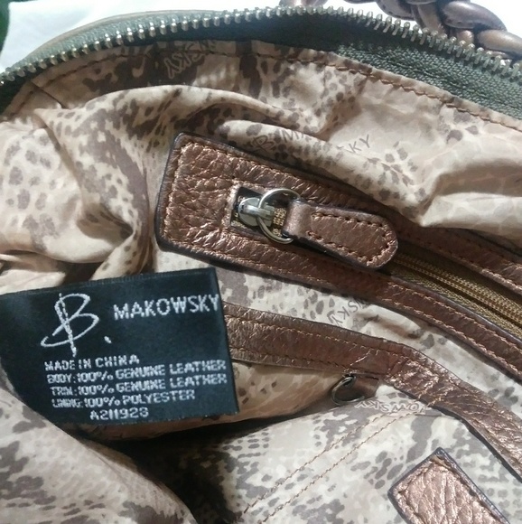 *SOLD!!!* B. Makowsky Leather Handbag - Picture 5 of 7